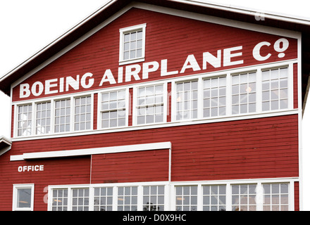Außenseite des Red Barn, die ursprüngliche Boeing manufacturing Plant, The Museum of Flight, Seattle, Washington, USA Stockfoto
