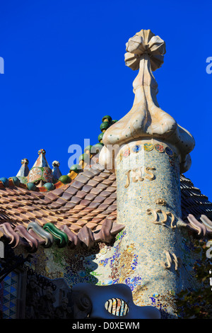 Fassade der Casa Batlló von Passeig de Gràcia, Barcelona, Spanien Stockfoto