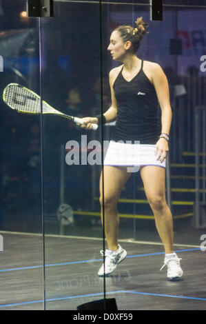 Frauen-Finale von Cathay Pacific Sun Hung Kai finanzielle Hong Kong Squash Open 2012. Nicol David gegen Camille Serme. Stockfoto