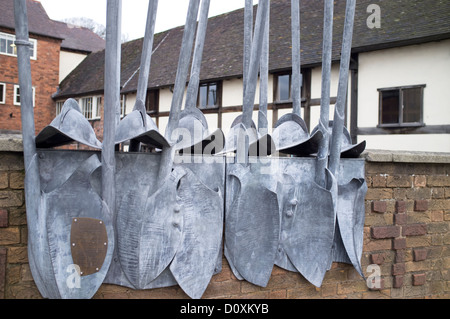 Englischer Bürgerkrieg Zahlen in der Nähe von der Kommandantur auf Sidbury Brücke, Worcester, England, UK Stockfoto