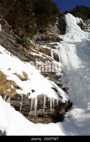 Schweiz, Europa, Obwalden, Engelberg, Winter, Wasserfall, gefroren, Eis, Schnee Stockfoto