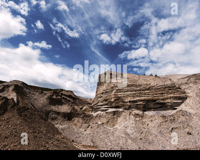 Himmel, Kanton Bern, Kolonie, Müntschemier, Riparia Riparia, Sandkasten, Schwalben, Kolonie, Schweiz, Europa, Bank Schwalbe, Vögel, Stockfoto