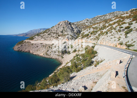 Panoramablick über die Küste entlang der kroatischen Küste Stockfoto