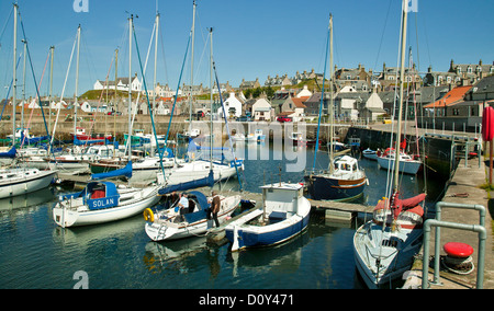 FINDOCHTY, EINE TRADITIONELLE ALTE FISCHEREI HAFEN VON NORD-OST-SCHOTTLAND Stockfoto