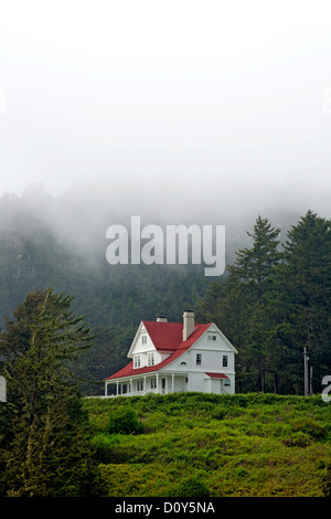 OR00251-00... OREGON - Lighthouse Keepers Haus für Heceta Head Light auf der Devils Elbow. Stockfoto