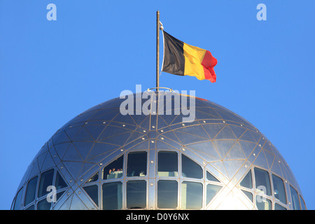 Restaurant mit Panoramablick an der Spitze des Atomiums in Brüssel, Belgien Stockfoto