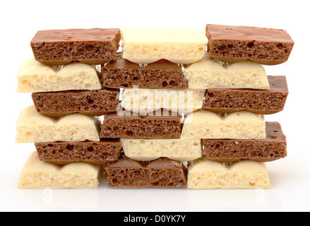 schwarzen und weißen Schokoladenstückchen Stockfoto