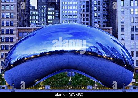 Die Wolke (von Anish Kapoor), aka The Bean, Millennium Park, Chicago, Illinois USA Stockfoto