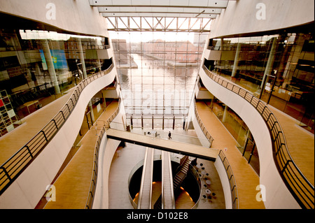 Zentrales Foyer des Det Kongelige Bibliotek, Royal National Dänemarks Bibliothek von Schmidt, Hammer & Lassen in Kopenhagen Stockfoto