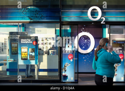 Berlin, Deutschland, Shop Mobilfunkanbieter O2 Stockfoto