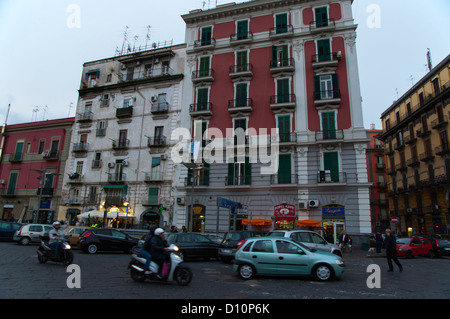 Verkehr im Piazza Leone Platz San Lorenzo Bezirk Naples Stadt La Campania Region südliche Italien Mitteleuropa Stockfoto