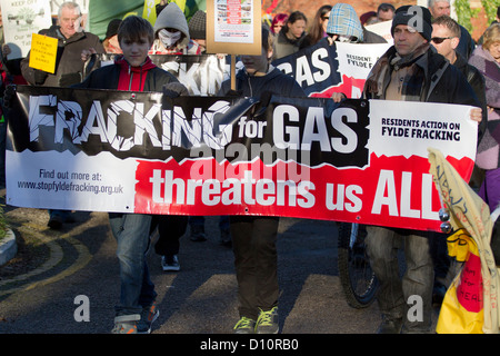 Frack Protest Lager & Marsch gegen hydraulische Wasser Fracturing & Shale-Gas-Produktion bei Westby, Fylde Lancashire Stockfoto