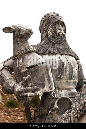 Ritterstatue aus Metall montiert, Mont Hochmuts Burg, Gorey, Jersey, Kanalinseln, Großbritannien Stockfoto