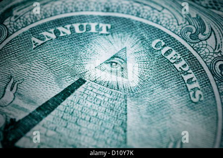 Detail der Annuit Coeptis auf einen US-Dollar-Schein Stockfoto