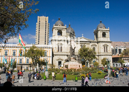 Plaza Murillo, die Kathedrale und Regierungspalast - Palacio Quemado - in der Stadt La Paz, Bolivien, Südamerika Stockfoto