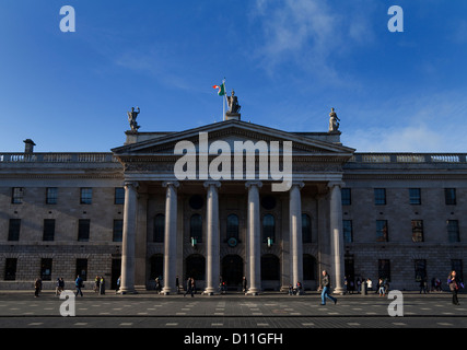 Das General Post Office (GPO) in O' Connell Street, Hauptquartier der Rebellen von 1916 Easter Rising in Dublin, Irland. Stockfoto