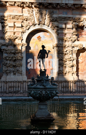 Merkur-Brunnen, Real Alcazar, Sevilla, Andilusia, Spanien. Stockfoto