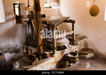 Betrieb von Wasser angetrieben Grist Mill im Mission San Jose in San Antonio, Texas Stockfoto