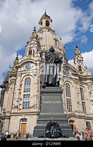 Dresden, Deutschland, Martin Luther-Statue vor der Frauenkirche am Neumarkt Stockfoto