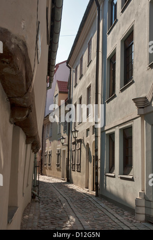 Gasse in der Altstadt Riga, Lettland. Stockfoto