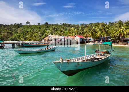 Angelboote/Fischerboote in Ko Rong, Kambodscha Stockfoto