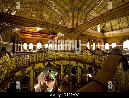 Die kunstvollen Schmiedearbeiten von Abbey Mills viktorianischen Abwasserpumpwerk in East London Stockfoto