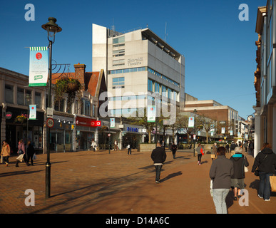 Bromley High Street und Churchill Theater. Stockfoto