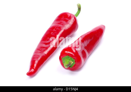 Red hot Chili peppers auf weiß Stockfoto