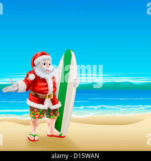 Sommer Santa in Strandbekleidung, langes Brett Shorts oder Bermudas und Flip-flop-Sandalen, mit einem Surfbrett an einem sonnigen Strand. Stockfoto