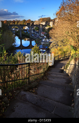 Herbst-Blick von der Burg eingeschliffen Knaresborough, Yorkshire, England Stockfoto