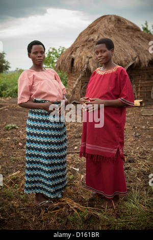 Schwangere Frauen in Kitugutu Dorf, Kyenjojo District, Uganda. Stockfoto