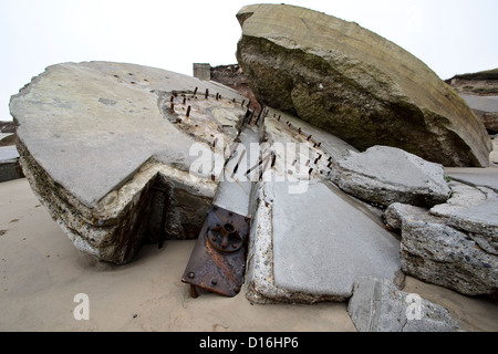 Überreste einer zweiten Weltkrieg Ufer Batterie Easington, Strand, East Yorkshire, England Stockfoto