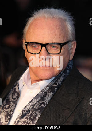 ANTHONY HOPKINS HITCHCOCK. PREMIERE LONDON ENGLAND UK 9. Dezember 2012 Stockfoto