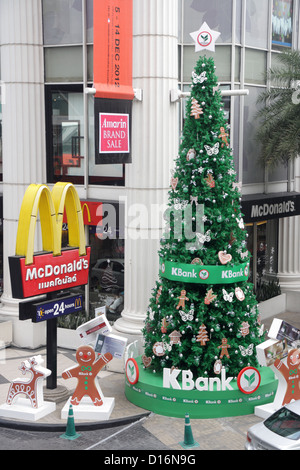 Christmas Tree 2013 auf Straße in Bangkok anzeigen Stockfoto