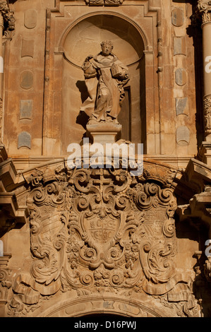 Hochschule von Santo Domingo Detail der Fassade, Provinz Alicante, Comunidad Valenciana, Spanien Stockfoto