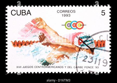 Briefmarke aus Kuba Darstellung einen Schwimmer. Stockfoto