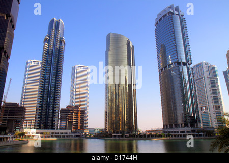 Dubai VAE, Vereinigte Arabische Emirate, Jumeirah Lake Towers, Platinum Tower, AU Tower, Concorde Tower, Gebäude, Hochhaus Wolkenkratzer Gebäude Stockfoto