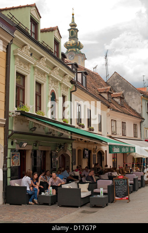 Cafés in Tkalciceva Straße in Zagreb, der Hauptstadt Kroatiens. Stockfoto