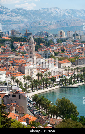 Blick auf die Stadt Split an der kroatischen Adria Küste. Stockfoto