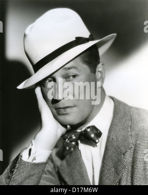 MAURICE CHEVALIER (1888 – 1972), französischer Schauspieler, Sänger und Entertainer über 1935 Stockfoto
