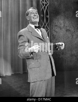 MAURICE CHEVALIER (1888 – 1972), französischer Schauspieler, Sänger und Entertainer über 1960 Stockfoto