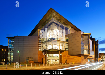 Bridgewater Hall Manchester City Centre bei Nacht Stockfoto