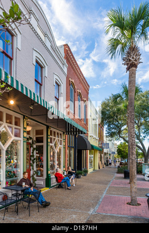 Cafe am Centre Street (die Hauptstraße) in der Innenstadt von Fernandina Beach, Amelia Island, Florida, USA Stockfoto