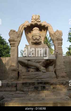 Lakshmi-Narasimha in Hampi, Karnataka, Indien Stockfoto