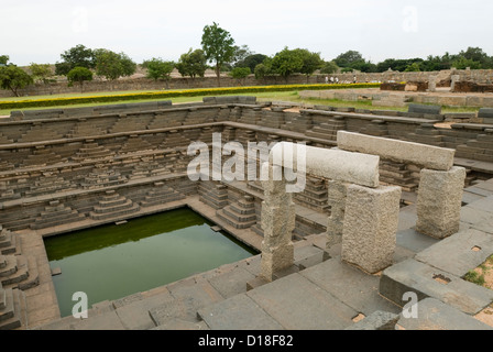 Trat Tank in Hampi, Karnataka, Indien Stockfoto