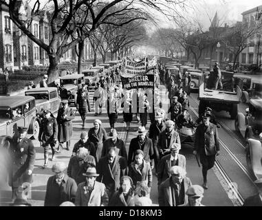 Teil der Armee von Hunger Demonstranten Spaziergang in die Pennsylvania Avenue am 6. Dezember 1931. Polizei hatte erlaubt ihnen den Marsch in die Stockfoto