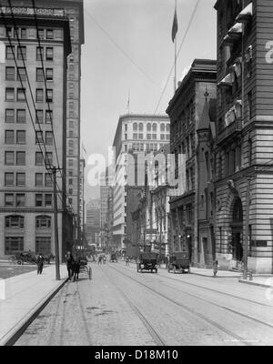 Pittsburgh. Sixth Avenue über Nixon Theater, Pittsburgh, PA. ca. 1920 Stockfoto