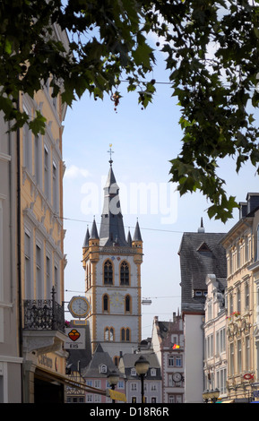 Rheinland-Pfalz, Trier, Einkaufsstraße, Fußgängerzone, Stockfoto