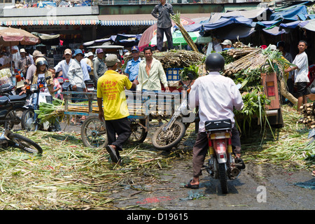 Typischer Markt Szene in Phnom Penh, Kambodscha Stockfoto