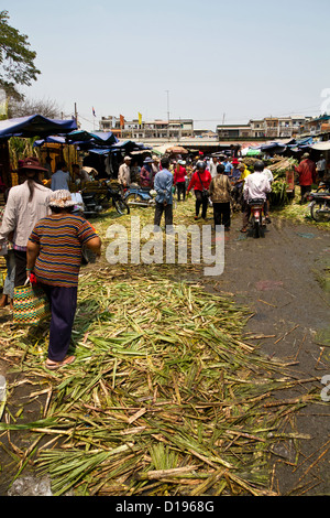 Typischer Markt Szene in Phnom Penh, Kambodscha Stockfoto